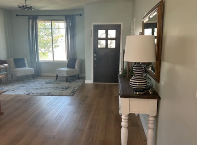 Photo - Spacious 6-Bedroom Home – Lehi, Saddle Ridge Community