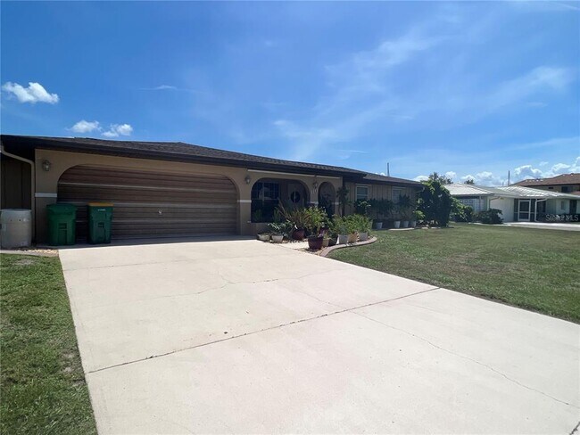 Photo - 110 Sinclair St SE