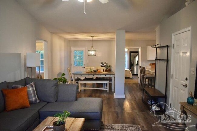 Photo - 3300 Meghans Way