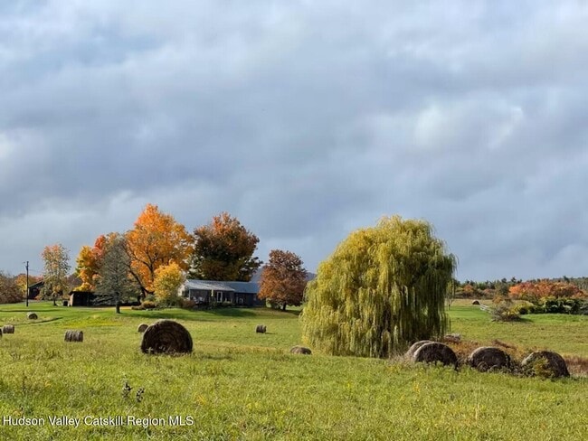 Photo - 312 River Rd