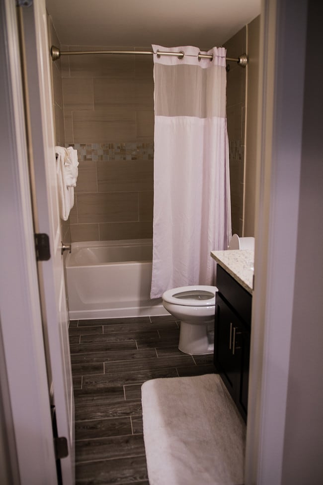 Photo - Franklin Avenue Apartments