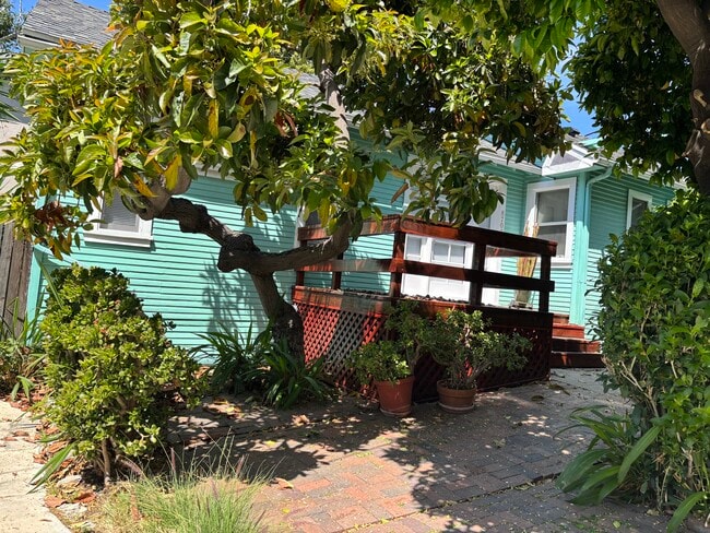 Photo - 8707 W West Knoll Dr House