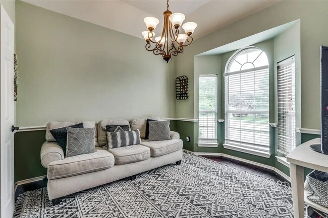 Photo - 1833 Melton Dr