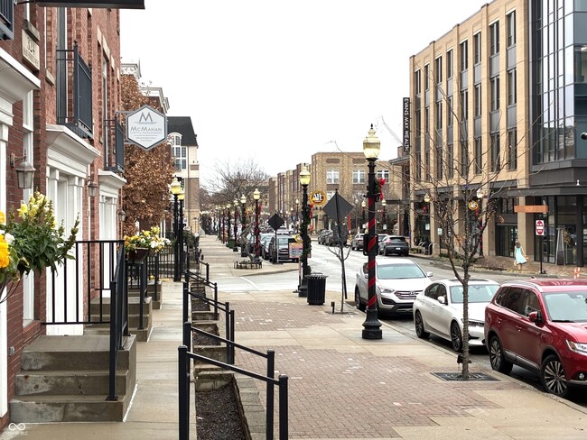 Photo - 328 W Main St