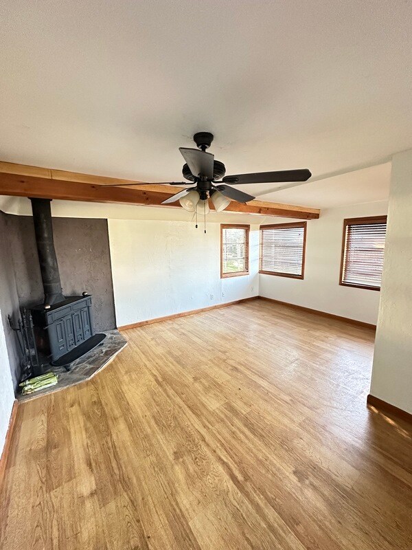 Photo - 3209 Albert St