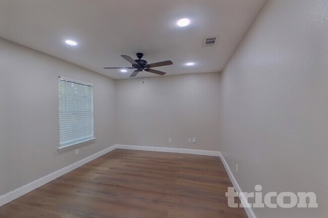Photo - 2949 Monticello Ln