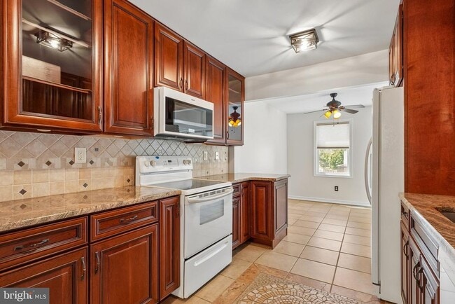 Photo - 2313 Westport Ln