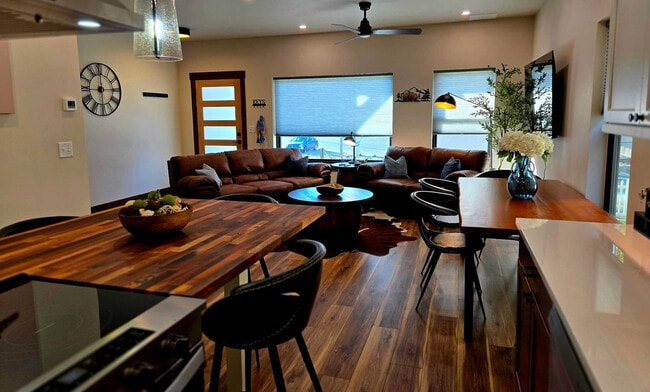 Photo - 37 S Rodney St Unit SI ID1492822P