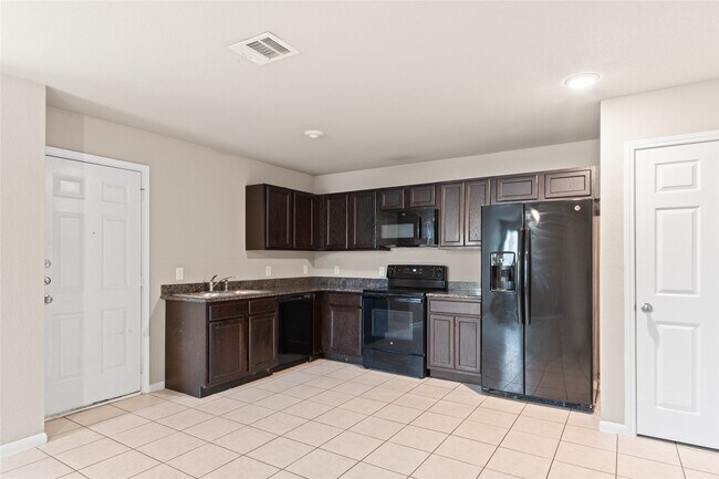 Photo - 16630 E Hammon