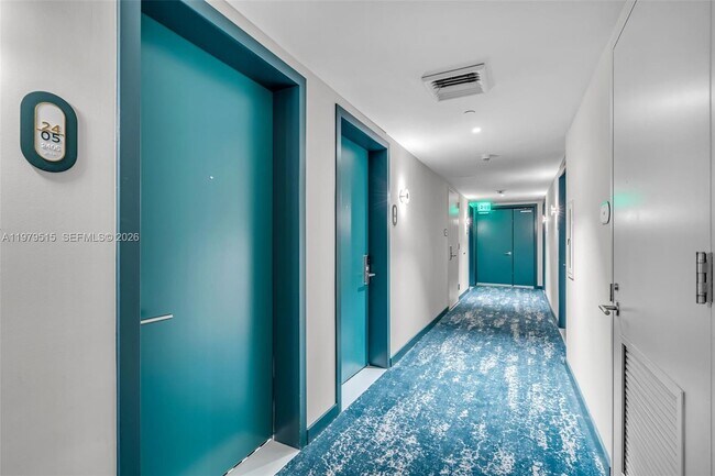 Photo - 77 SE 5th St Unidad 2405