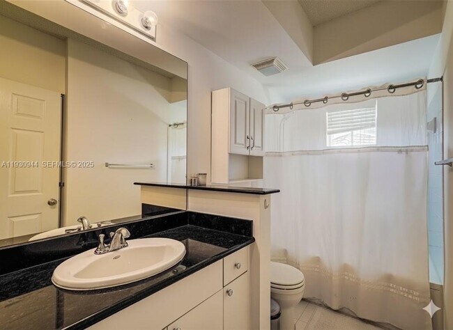 Photo - 17100 N Bay Rd Unit 1415