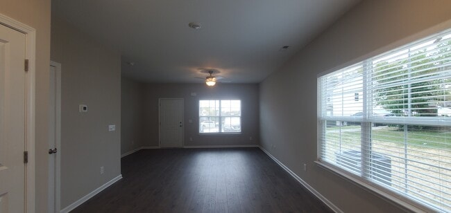 Photo - 409 Carol Dr