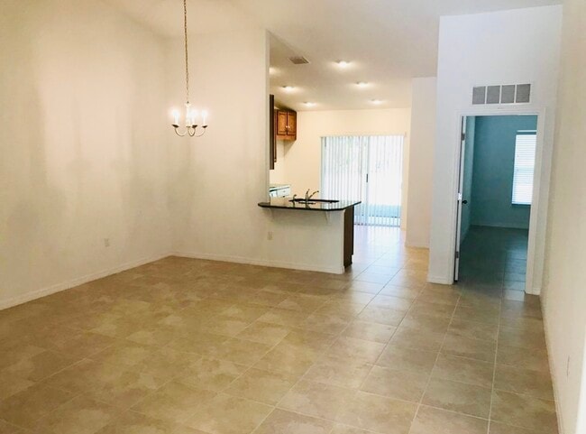 Photo - 59 Seattle Trail Unidad A