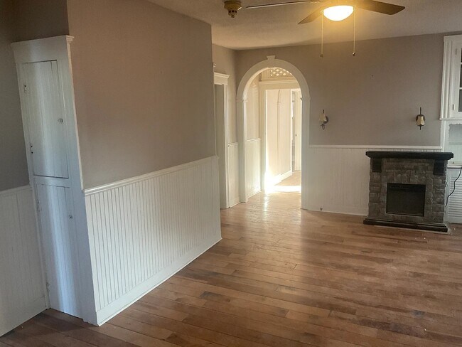 Photo - 28 Emerson St Unit 1