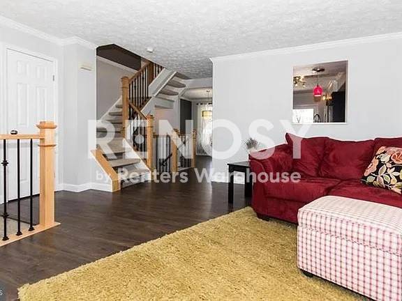 Photo - 7100 Springhouse Ln