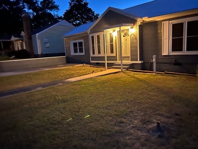 Photo - 519 Lakeview Ave