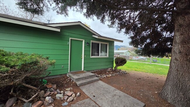 Building Photo - PUL1007 Unit 2