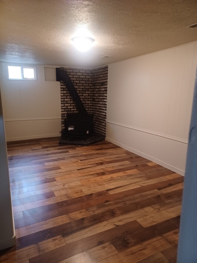 Photo - 705 Canyon View Drive