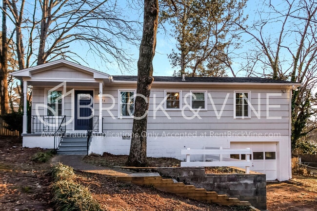 Building Photo - 813 Highbury Dr Rental