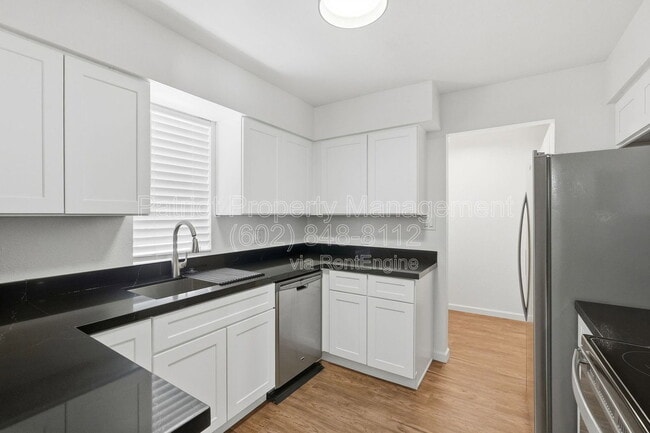 Building Photo - 231 N Robson Unit Apt 7