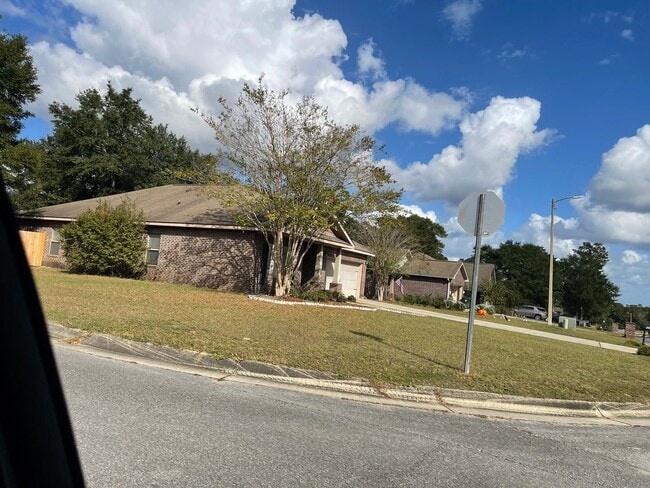 Photo - Beautiful 3BR/2BA Home in Rustic Ridge - Minutes from NAS Whiting Field