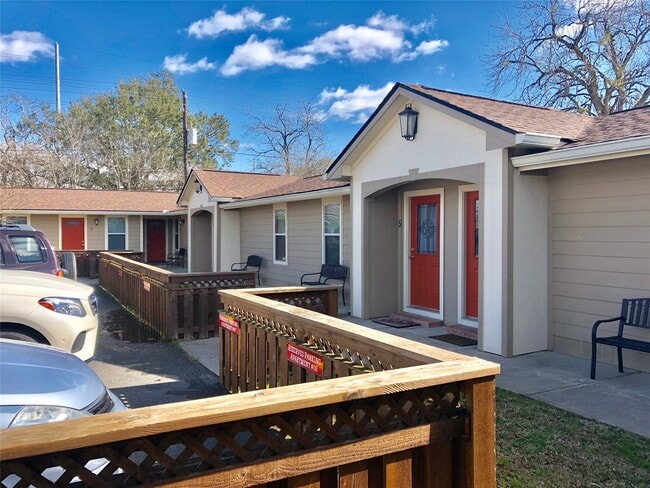 Photo - 507 Houston St Unit 4