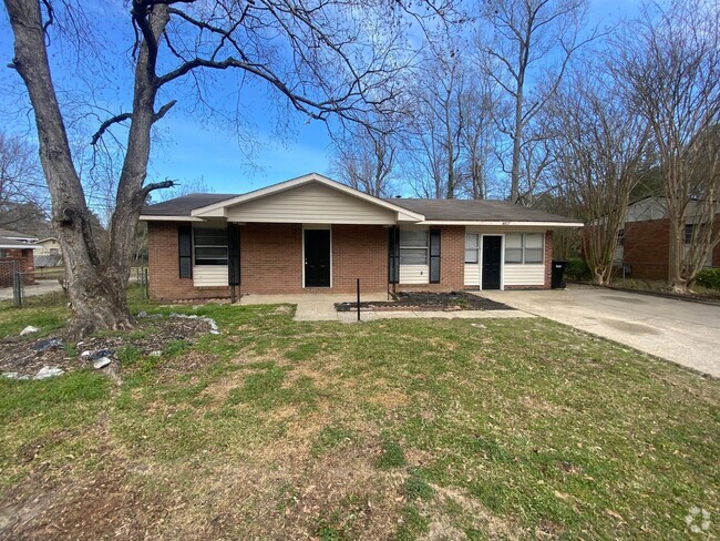 Building Photo - ***AVAILABLE NOW**East Columbus 4 Bedroom ... Rental