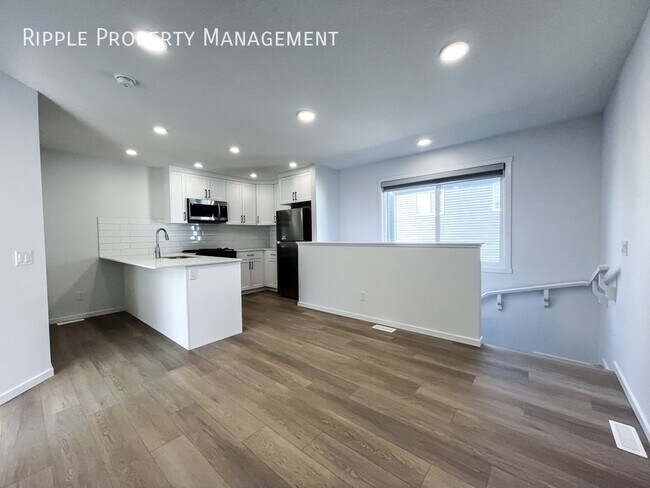 Photo - AMAZING 1 BED LANEWAY SUITE | MODERN LIVING IN THE ORCHARDS