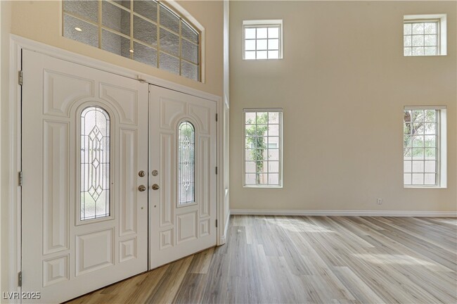 Photo - 9475 McCombs St