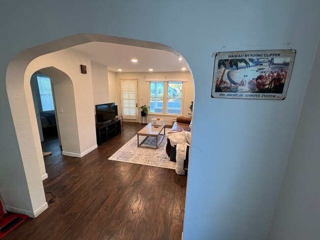 Photo - 310 SE 6th St Unit 310 6th Main