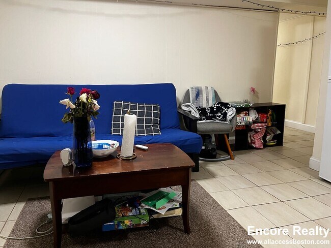 Photo - 19 Brighton Ave Unit B