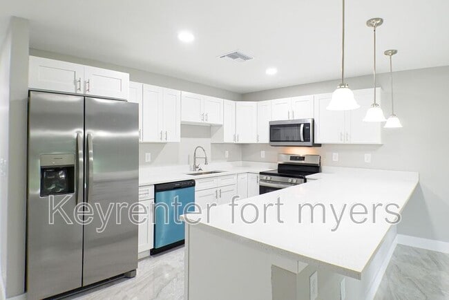 Photo - 2022 E 12th St