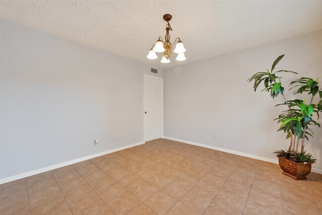 Photo - 2018 Windy Meadow Dr