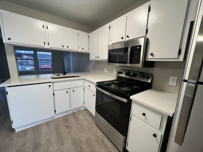 Photo - iConic Windsor Park