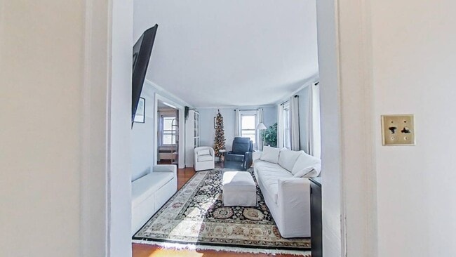 Photo - 33 Flett Rd Unit 1