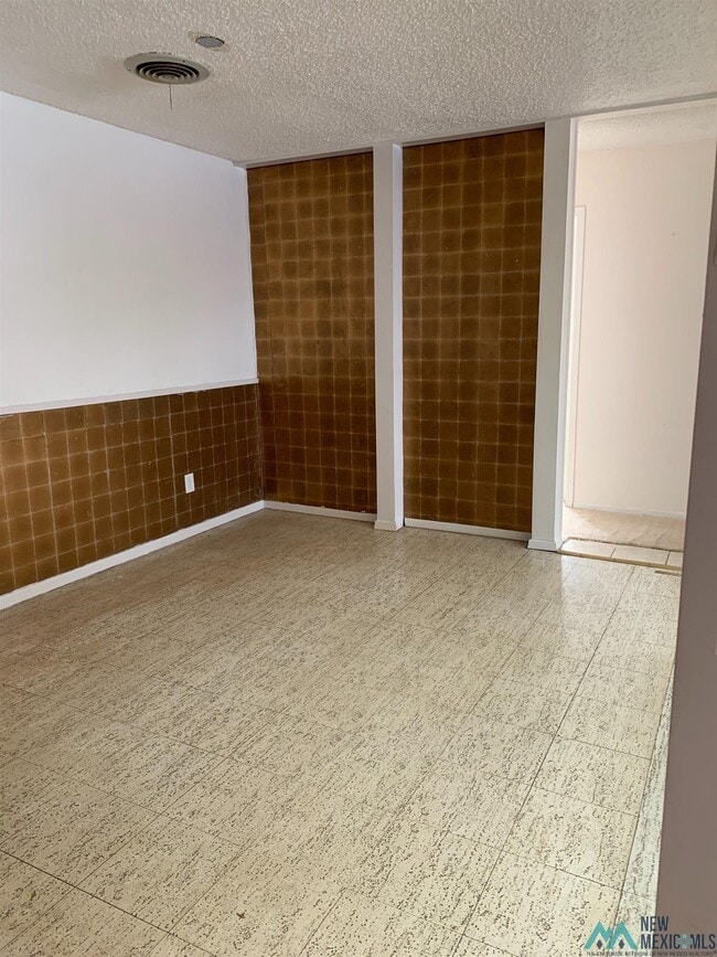 Photo - 1640 Courtland Cir