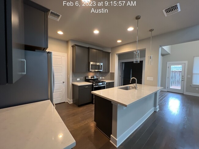 Photo - 8010 Wildcat Pass