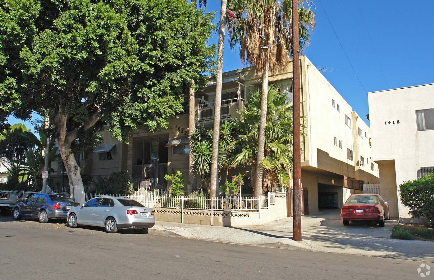 Photo - 1422 Tamarind Ave Apartments