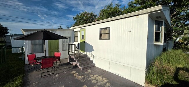 Building Photo - 508 50th Ave Dr W
