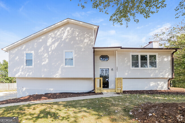 Building Photo - 1354 Fairoaks Court Rental