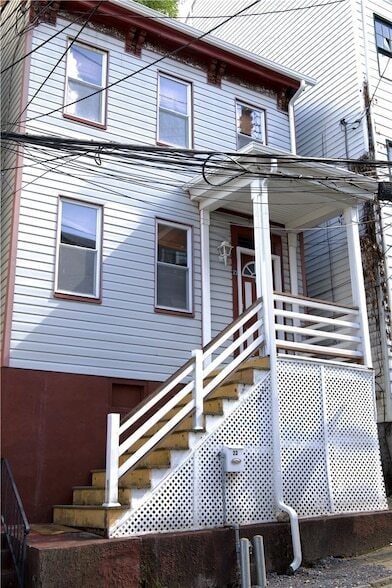 23 Kosciusko Way