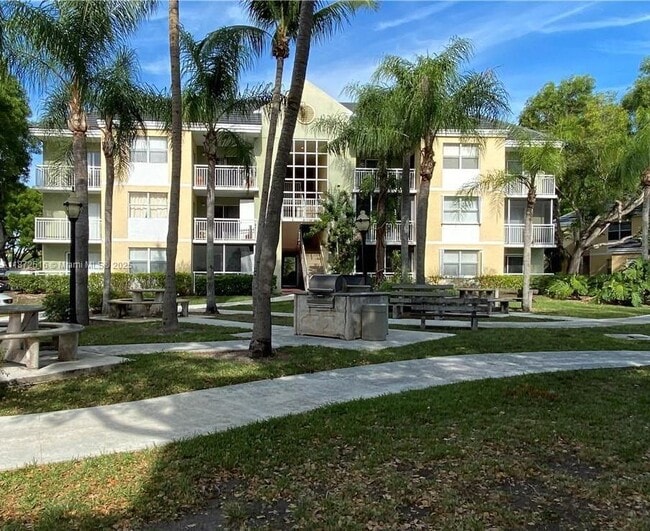 Photo - 8520 SW 212th St Unit 206