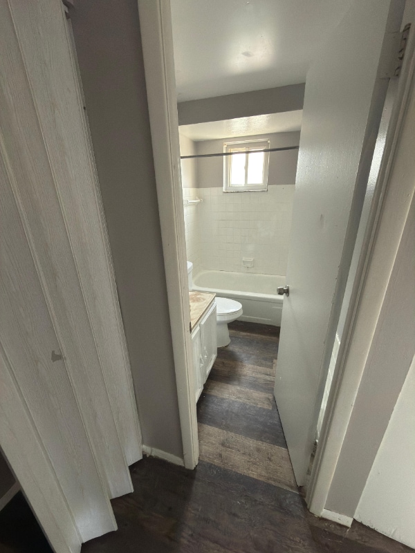 Photo - 14835 Euclid Ave Unidad 204