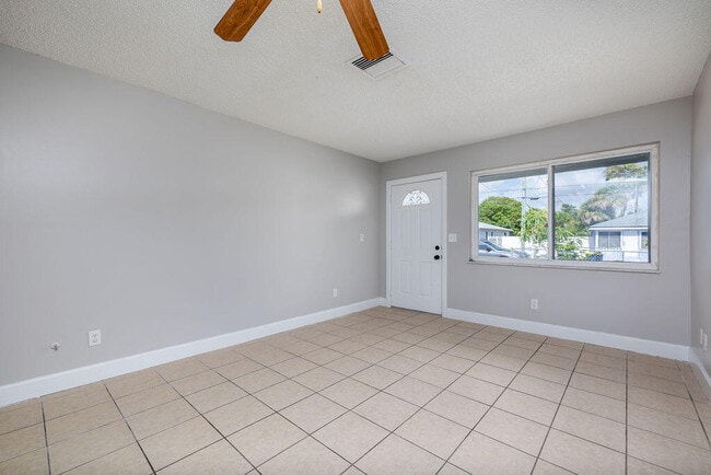 Photo - 917 SE Nassau Ave