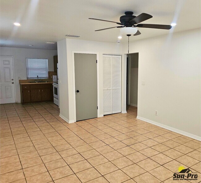 Photo - 715 Georgia St Unit 1