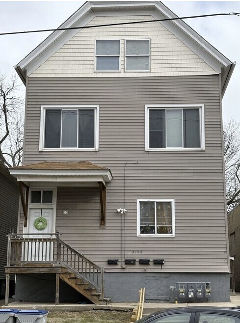 Building Photo - 2188 S Robinson Ave Rental