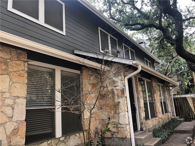 Building Photo - 1507 Camp Craft Rd Rental