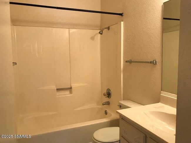 Photo - 1605 S Telshor Blvd