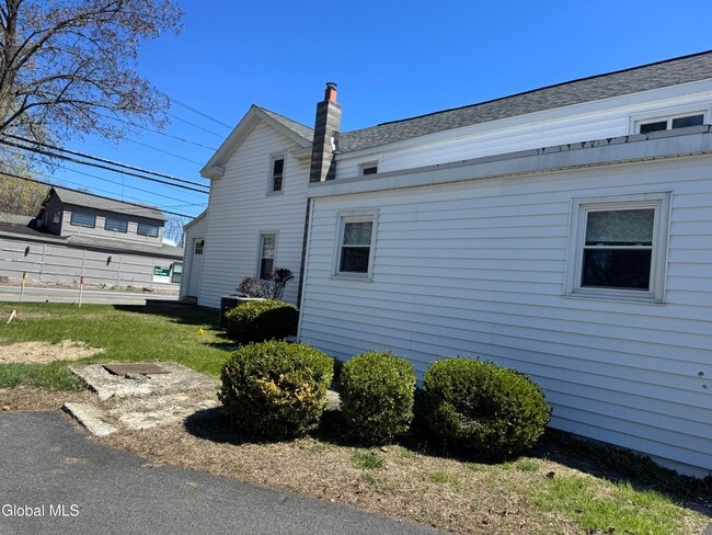 Photo - 34 Old Rte 146