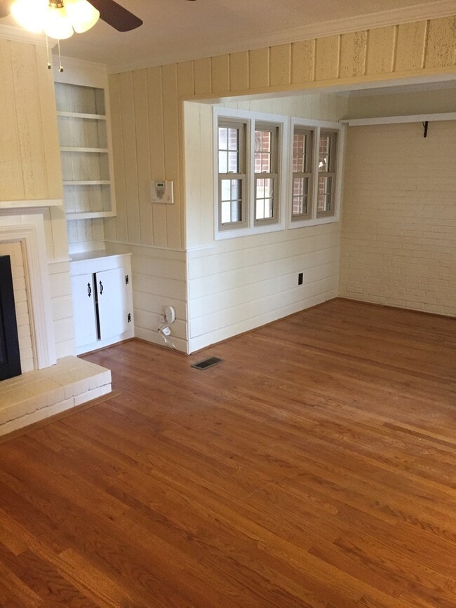 Photo - 1301 Brookwood Dr